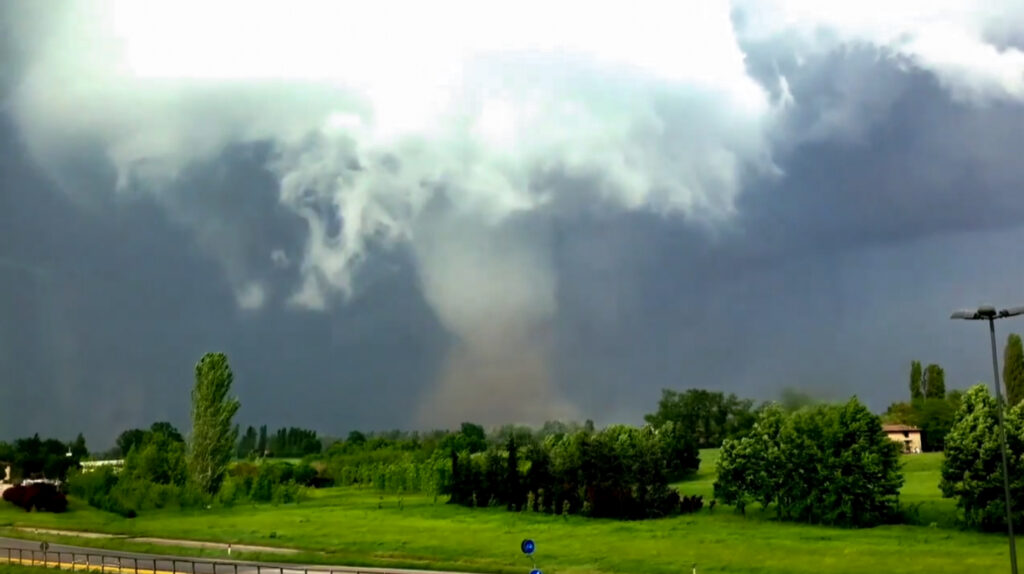 10 anni fa i tornado in Emilia