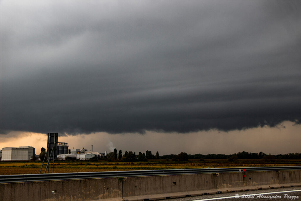 Shelf cloud piemontese