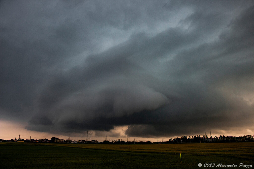 Shelf cloud piemontese