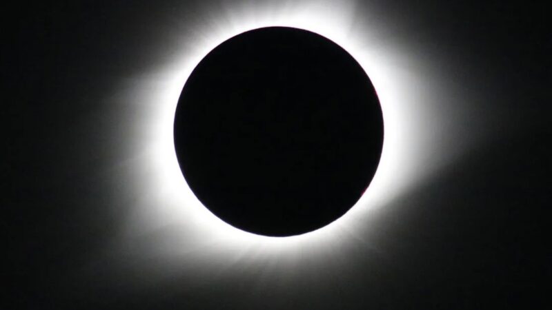 Eclissi totale di Sole in arrivo nel Nord America